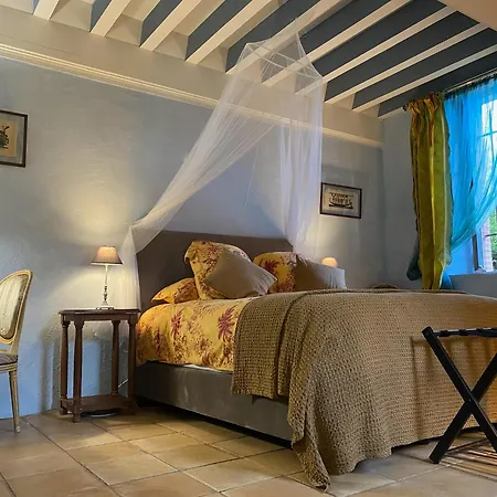 Bed & Breakfast Manoir Du Bouyssou 4*