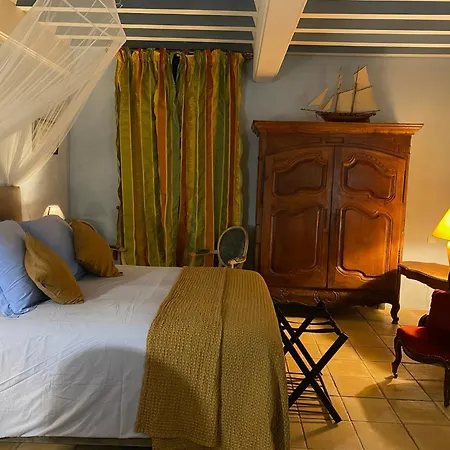 Manoir Du Bouyssou 4*