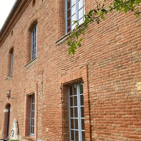 Manoir Du Bouyssou Bed & Breakfast *