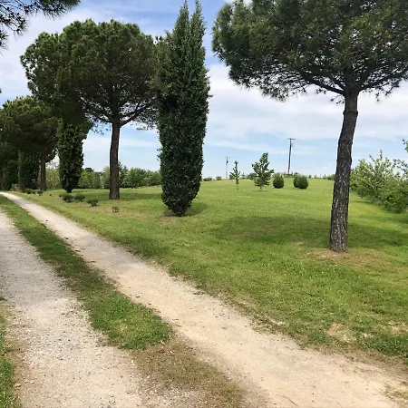 Manoir Du Bouyssou Bed & Breakfast 4*