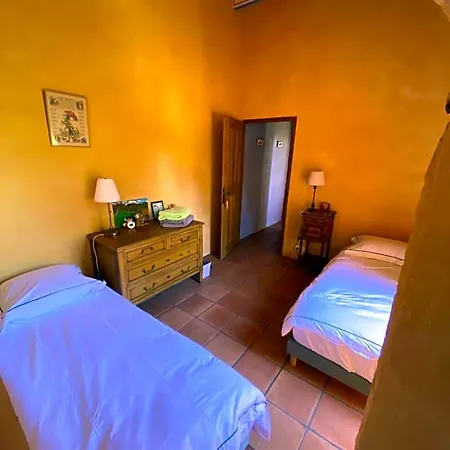 Manoir Du Bouyssou فندق مبيت وإفطار 4*